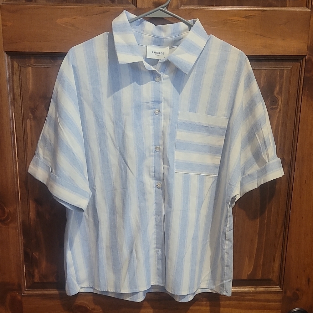 ANDREE BY UNIT Blue and White Striped Shirt